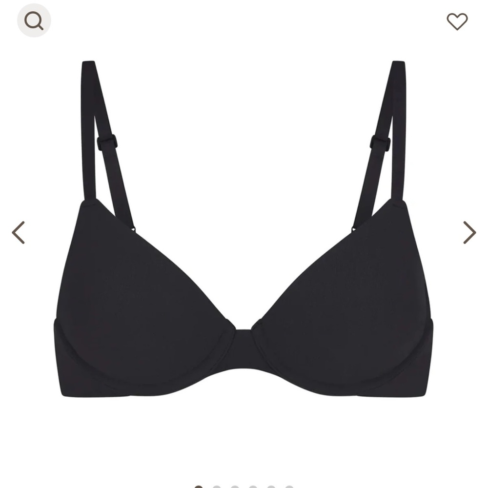 SKIMS Fit Everybody T shirt bra